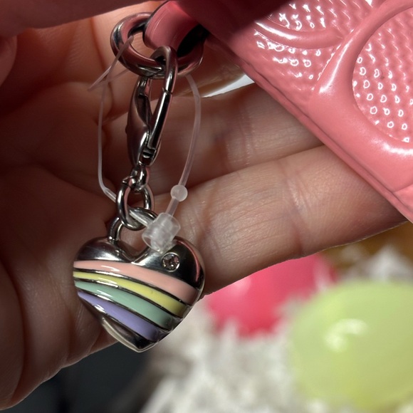 Coach Corner Zip Signature Patent Wristlet NWT - Picture 2 of 5